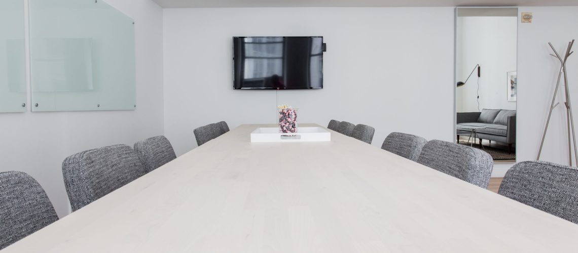 Meeting Room, Videoconference with ClearOne, ClearOne in El Paso, ClearOne Partner, ClearOne Distributors in Albuquerque, TDM ClearOne Dealer in El Paso, TDM Dealer of ClearOne, TDM Partner of ClearOne, Retailer of ClearOne in Las Cruces, ClearOne's Retailer in El Paso